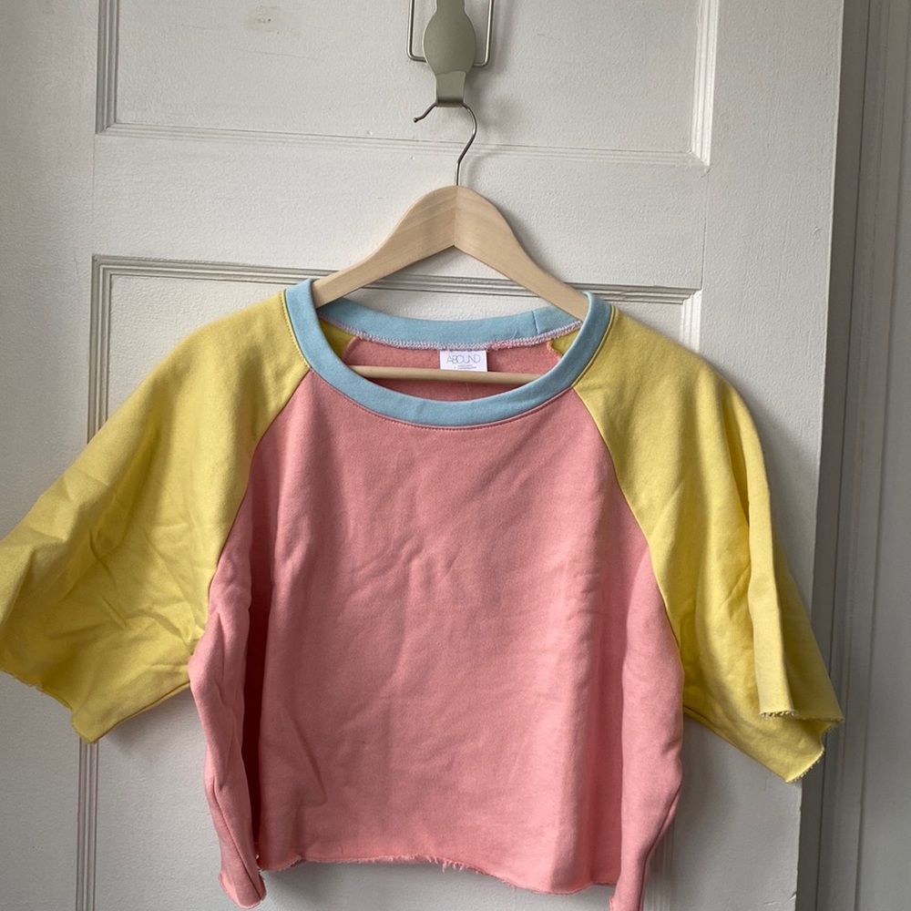 Abound Pullover Cropped Sweatshirt